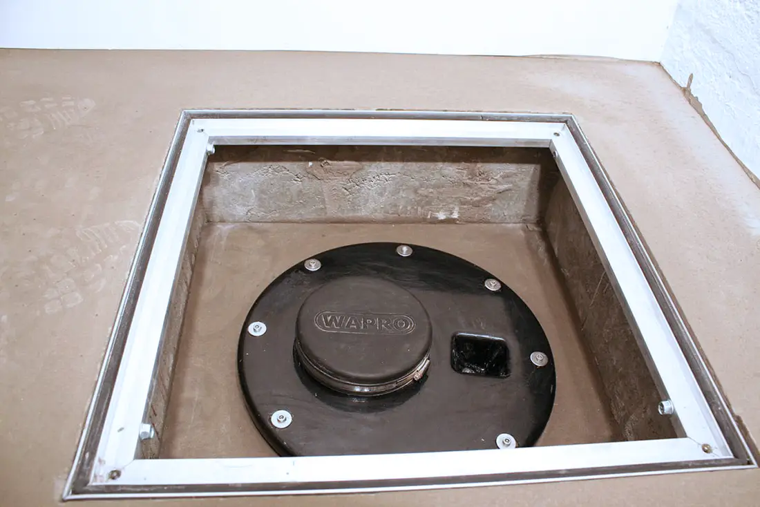 waback-rsd-floor-well-non-return-valve-basement-renovation-uk WaBack RSD installed in floor inspection chamber to protect basement
